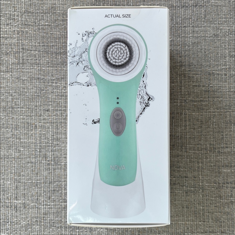 Nova Sonic Facial Cleansing Brush - Picture 4 of 12